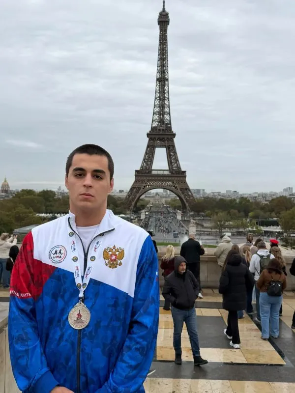 Тайбоксёр из Каспийска завоевал серебро чемпионата Европы