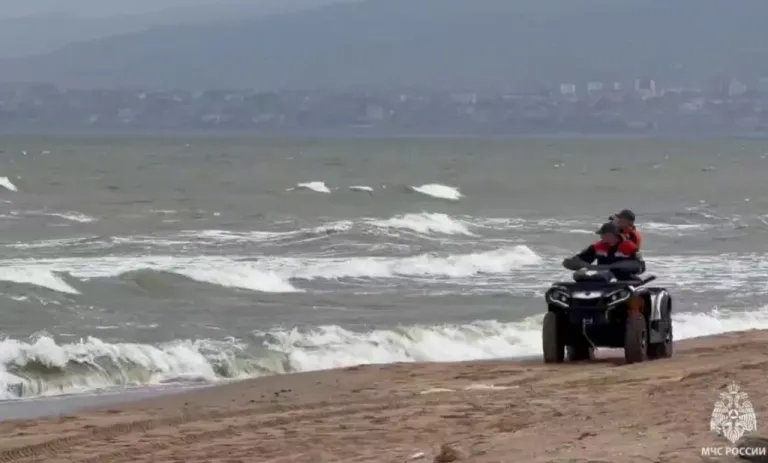 В Каспийском море нашли тело второго утонувшего рыбака